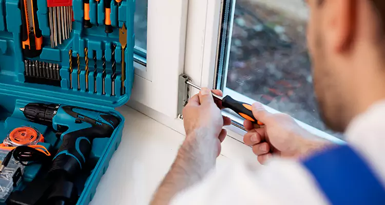 Mirrored Sliding Doors Replacement Expert in Carrollwood, FL